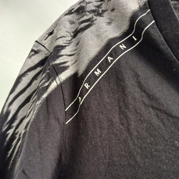 Armani Exchange Wings V-Neck Tee - Picture 3 of 9